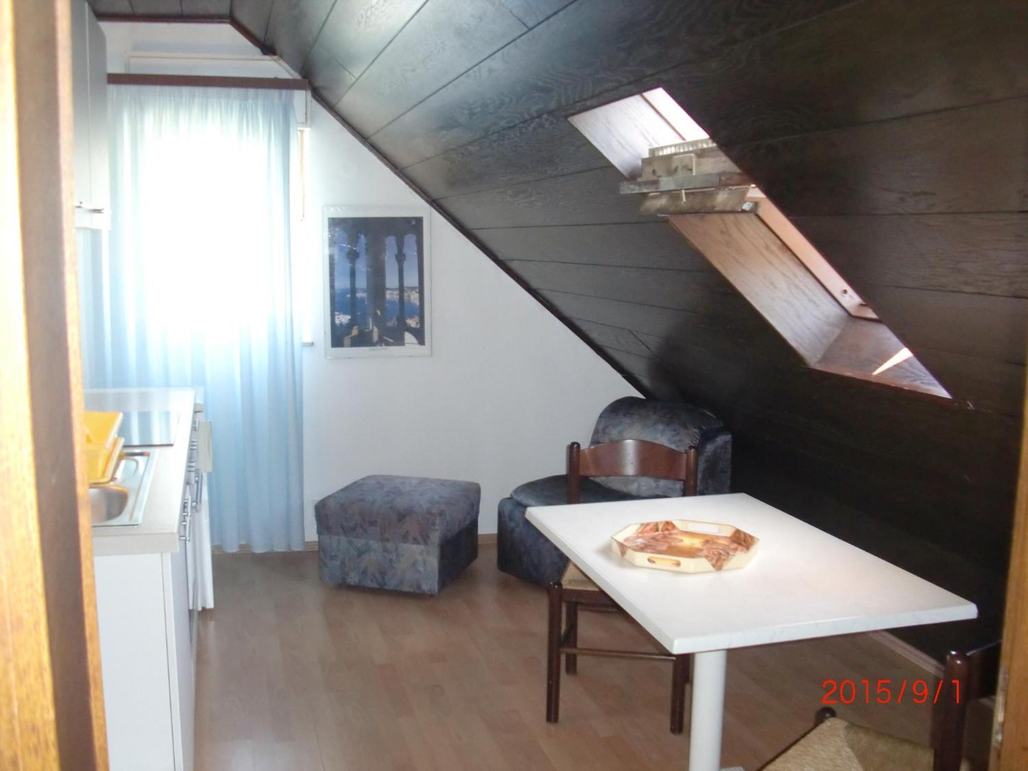 Villa Elit Dugi Rat Bilik gambar